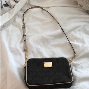 Michael Korda purse